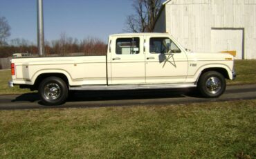 Ford-F-350-1985-white-104607-1