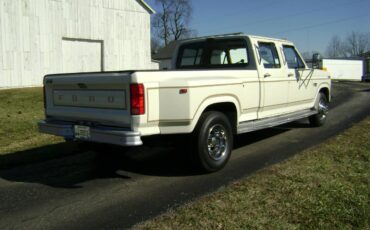 Ford-F-350-1985-white-104607-2