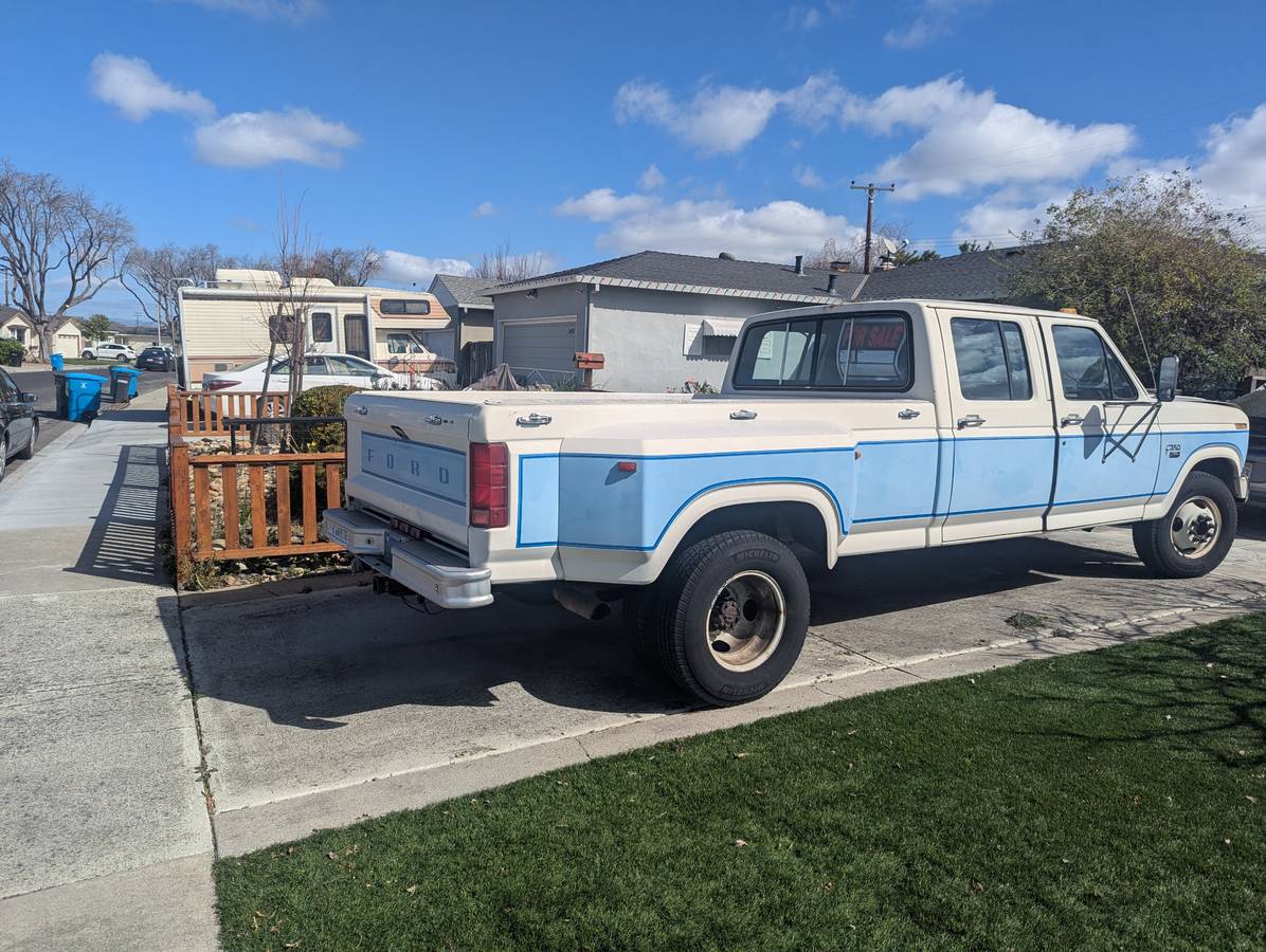 Ford-F-350-diesel-1985-blue-81275