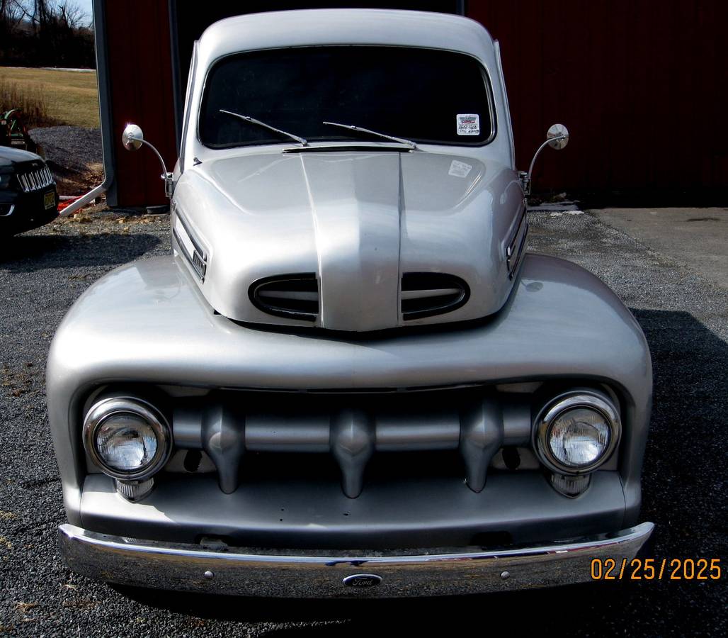 Ford-F1-custom-1951-silver-4133-2