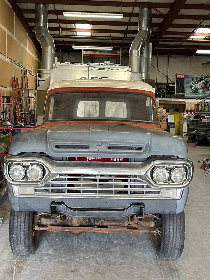 Ford-F100-custom-1960-custom-1986-2