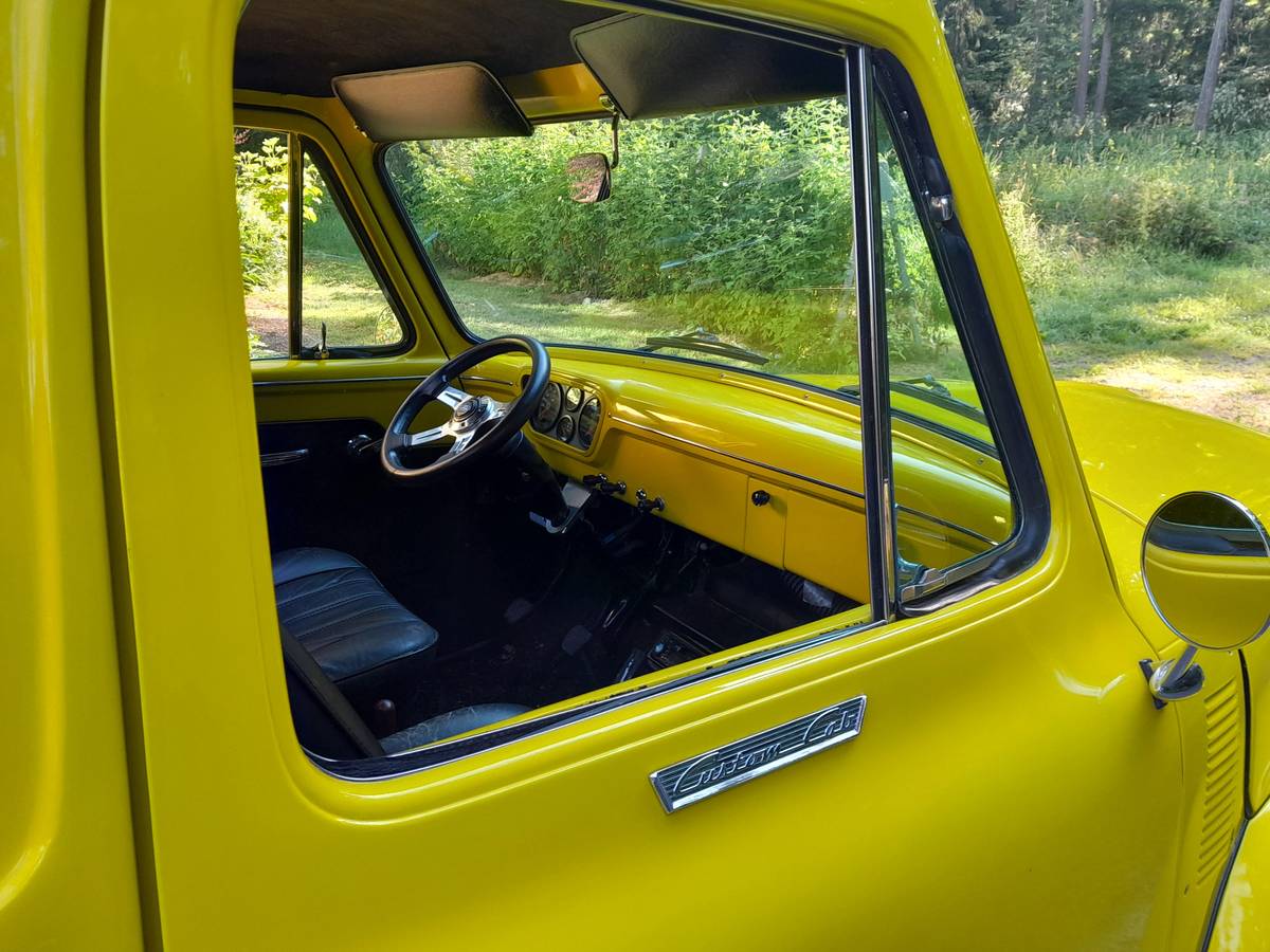 Ford-F100-custom-cab-1955-yellow-27037-3