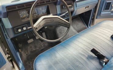 Ford-F100-pickup-1982-silver-160934-10