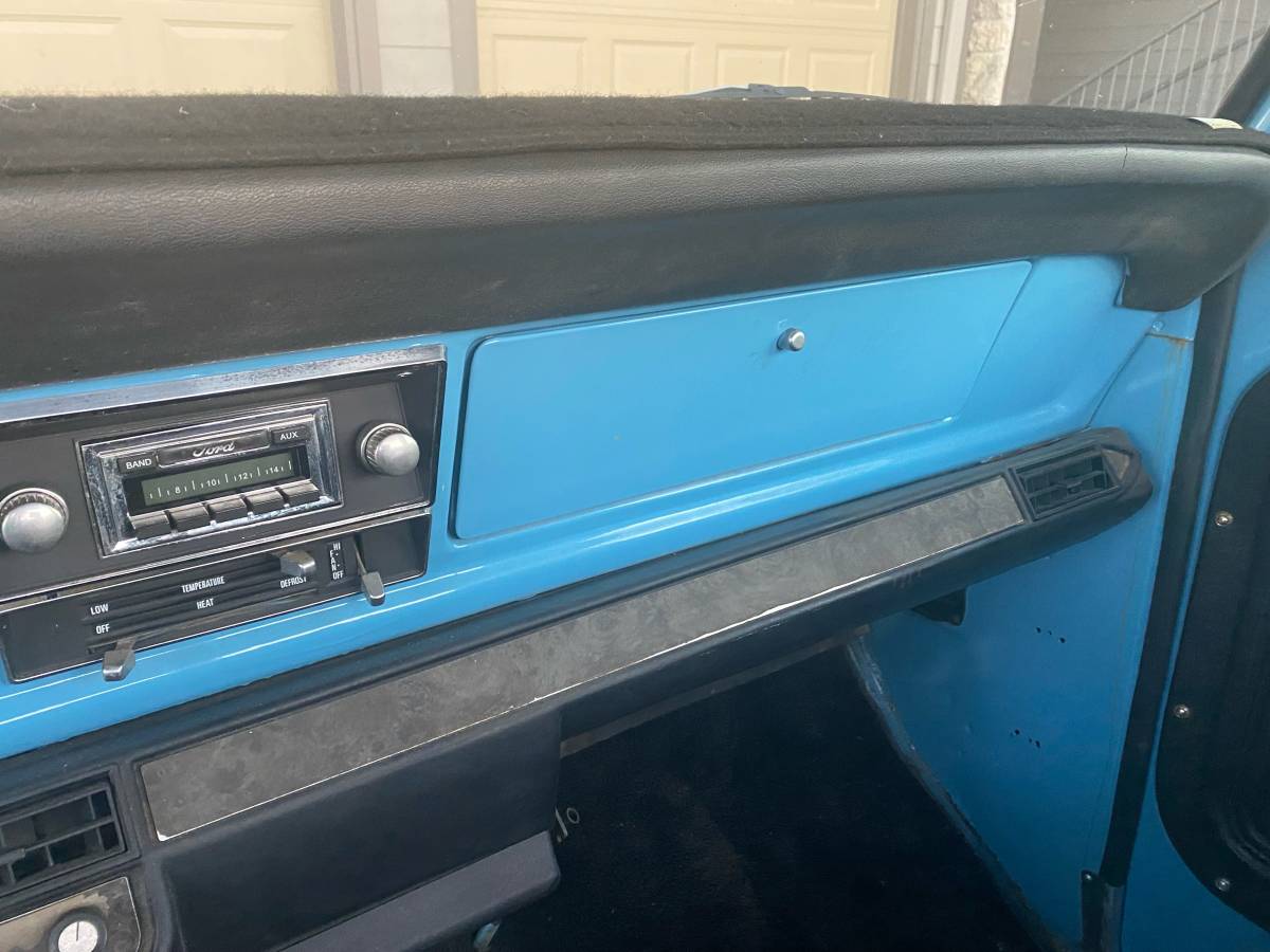 Ford-F250-1972-blue-34187-6