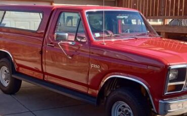 Ford-F250-4x4-1985-red-96560-1