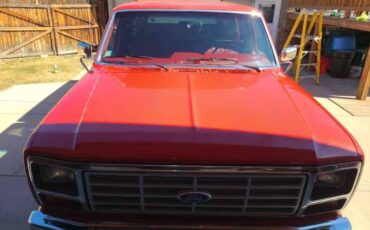 Ford-F250-4x4-1985-red-96560-2