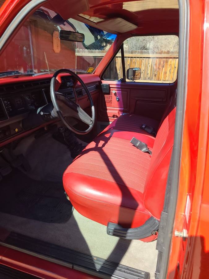 Ford-F250-4x4-1985-red-96560-5