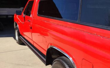 Ford-F250-4x4-1985-red-96560-6