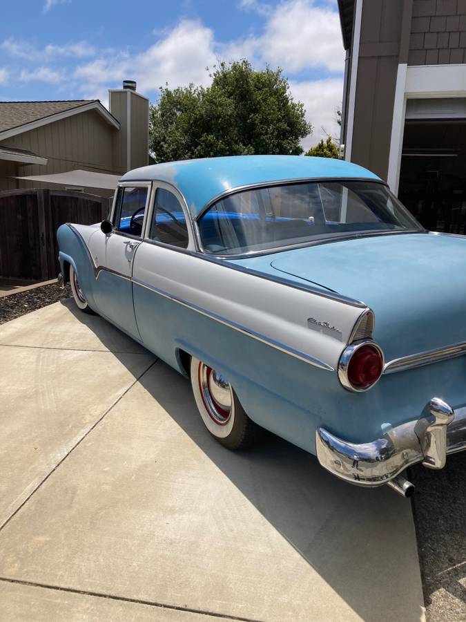 Ford-Fairlane-1955-2-3