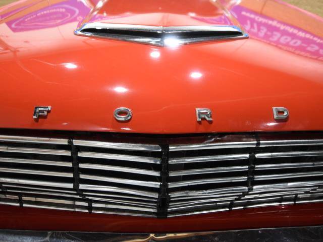 Ford-Falcon-1963-red-36032-23