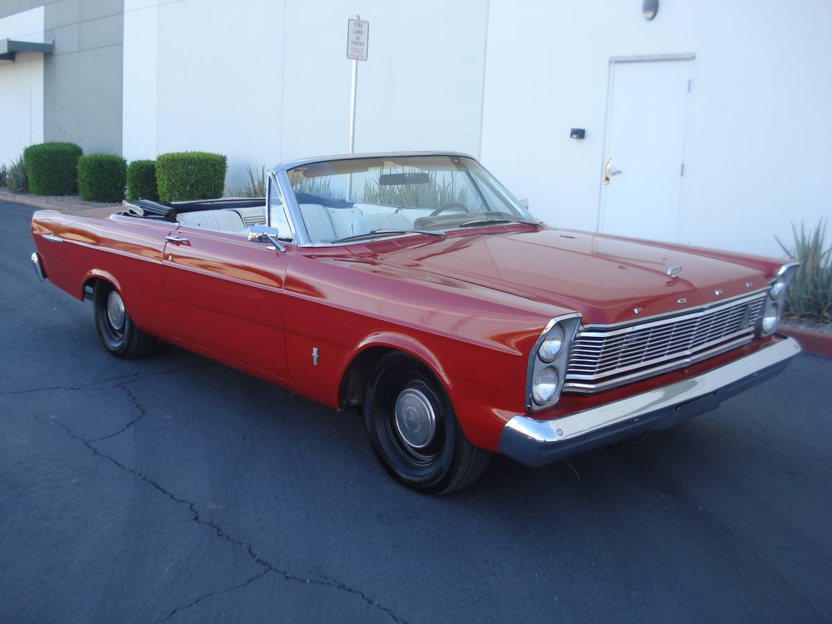 Ford-Galaxie-500-convertible-1965-47031-2