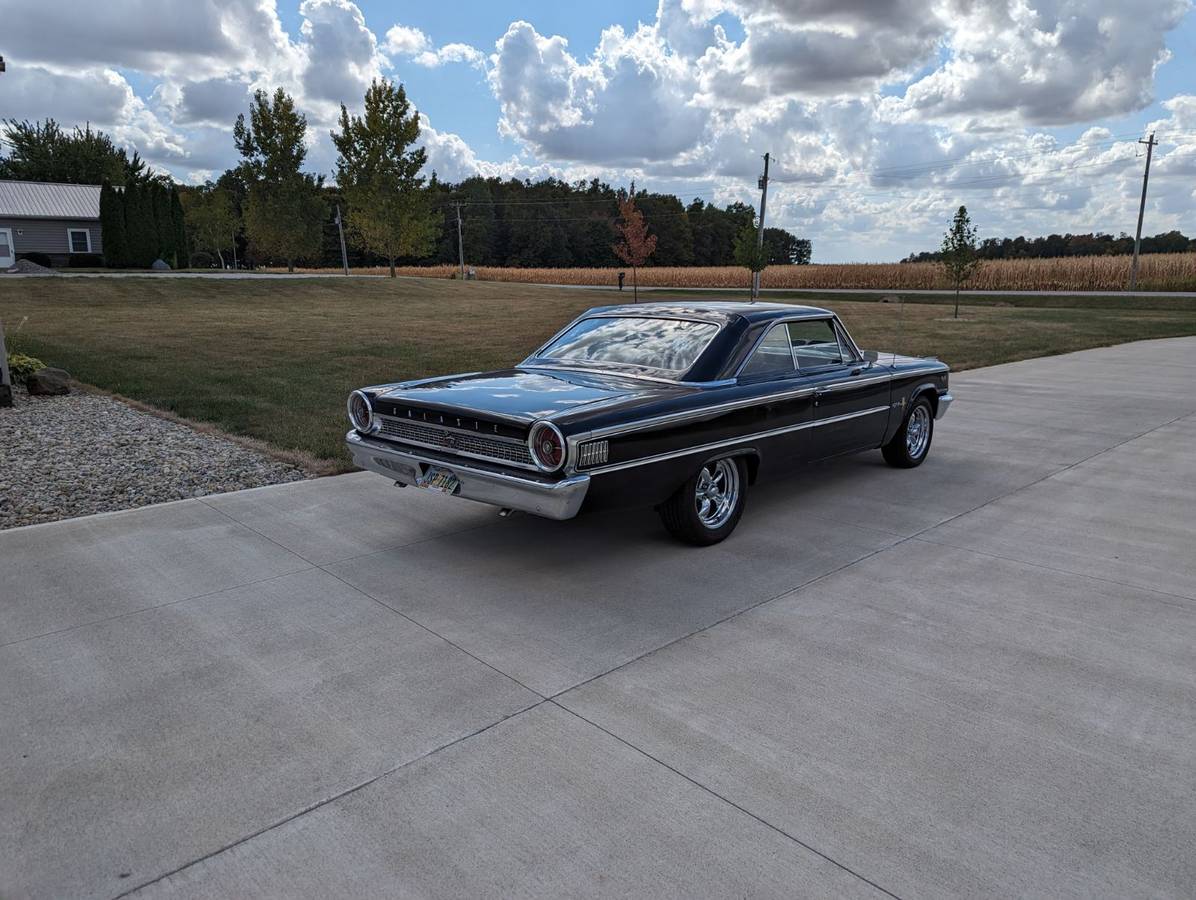 Ford-Galaxie-500-xl-1963-black-86904-2