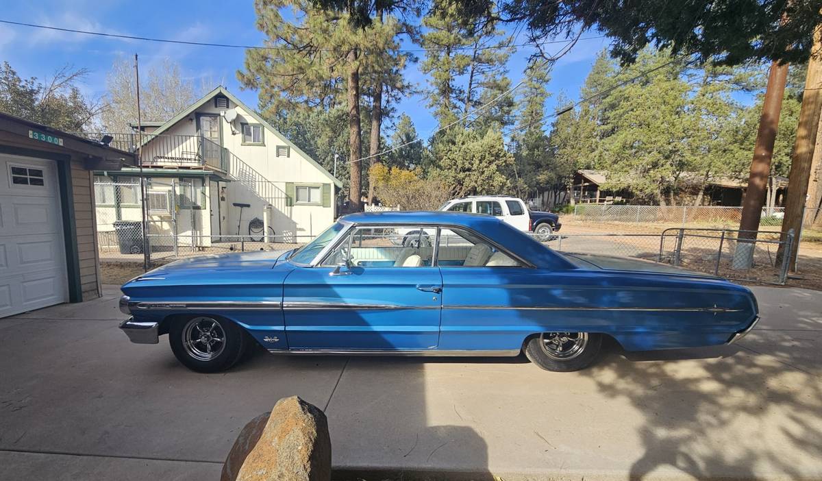 Ford-Galaxie-500-xl-1964-blue-119091-6