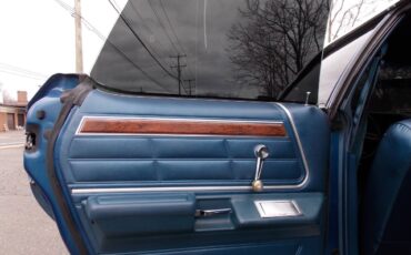 Ford-Ltd-1977-blue-98817-9