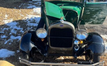 Ford-Model-A-Coupe-1928-Green-Tan-149119-2