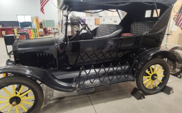 Ford-Model-t-1924-black-16