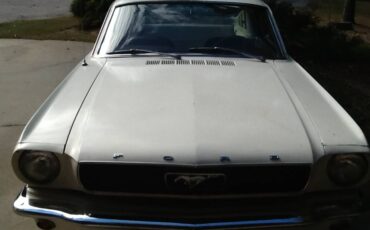 Ford-Mustang-1966-white-34121-7