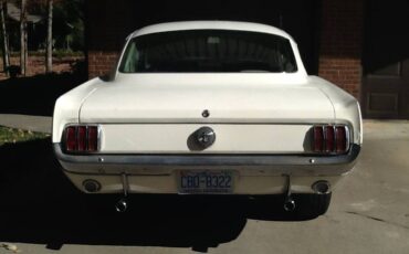 Ford-Mustang-1966-white-34121-9