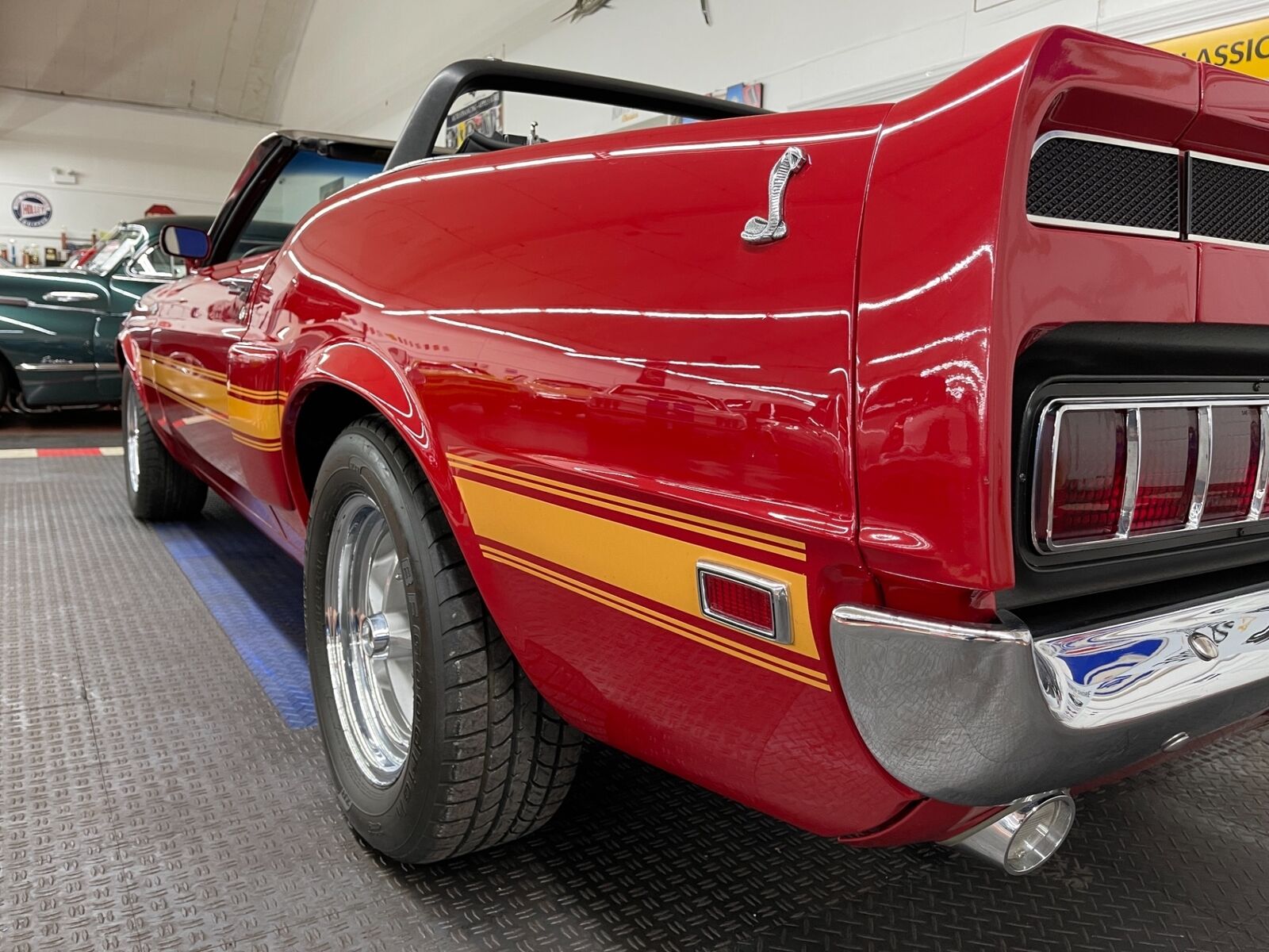 Ford-Mustang-1969-Red-Black-62880-29