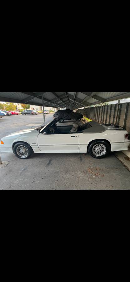 Ford-Mustang-1987-white-115872