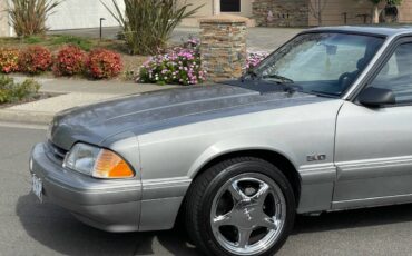 Ford-Mustang-1992-309476-1