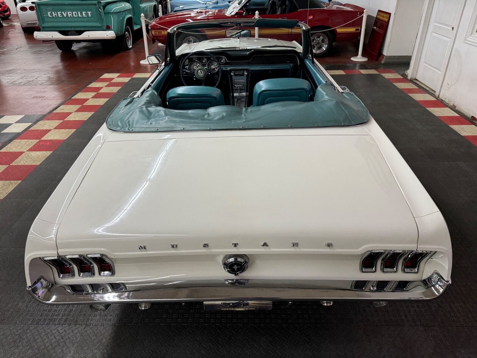 Ford-Mustang-Cabriolet-1967-White-Other-Color-0-18