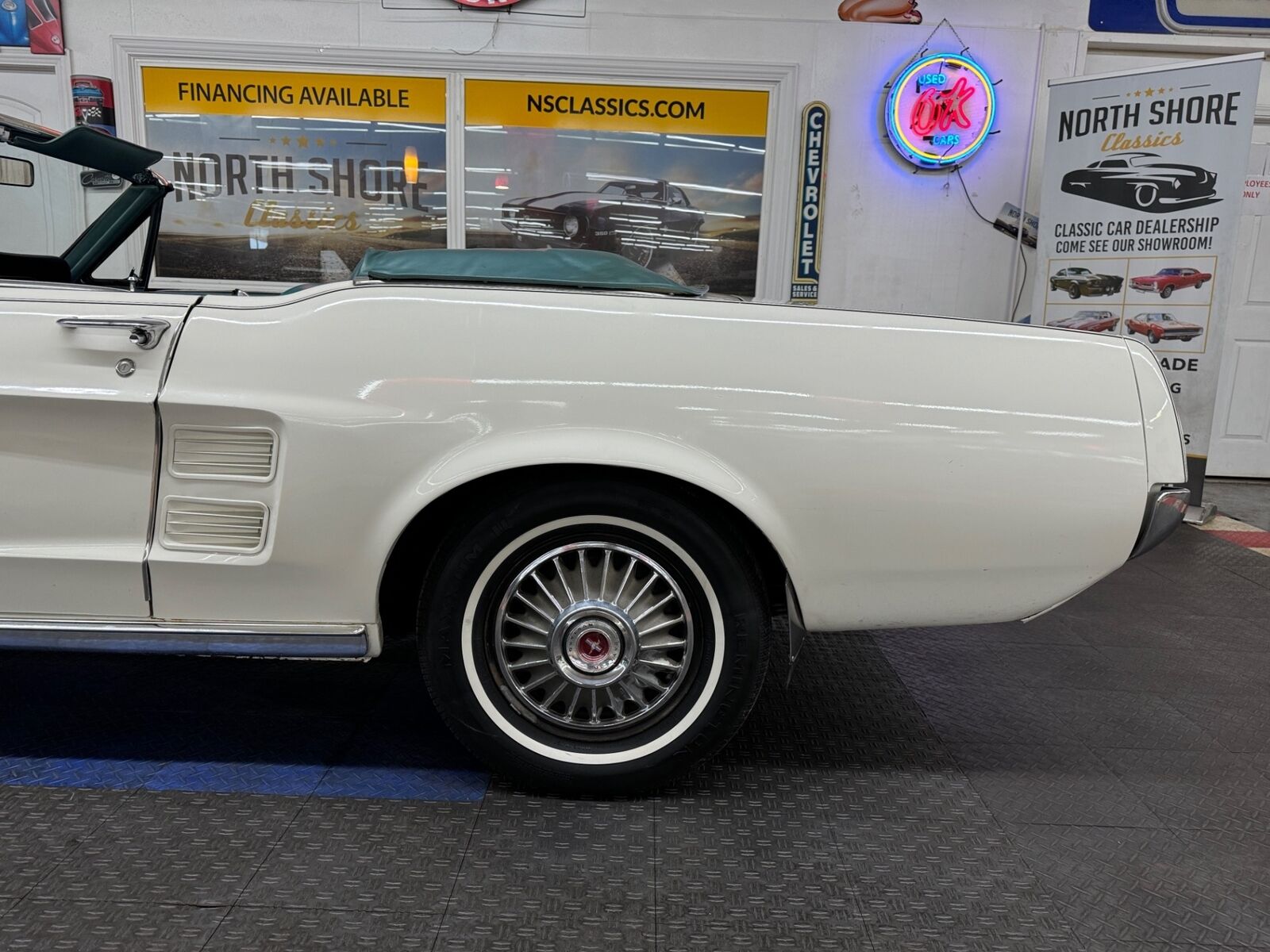 Ford-Mustang-Cabriolet-1967-White-Other-Color-0-25