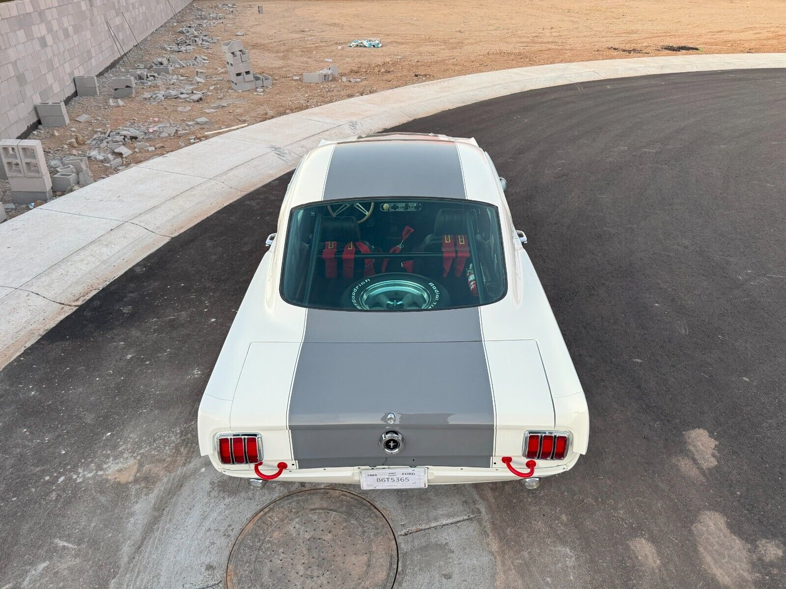 Ford-Mustang-Coupe-1965-White-161-10