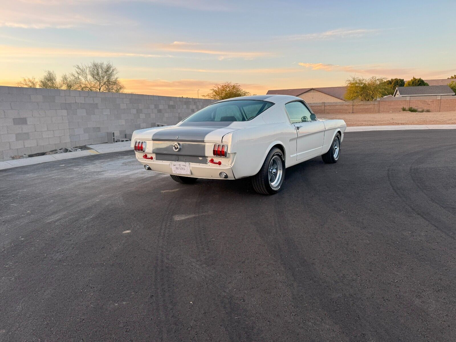 Ford-Mustang-Coupe-1965-White-161-26