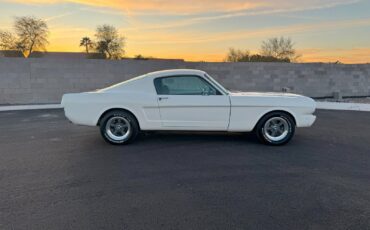 Ford-Mustang-Coupe-1965-White-161-27