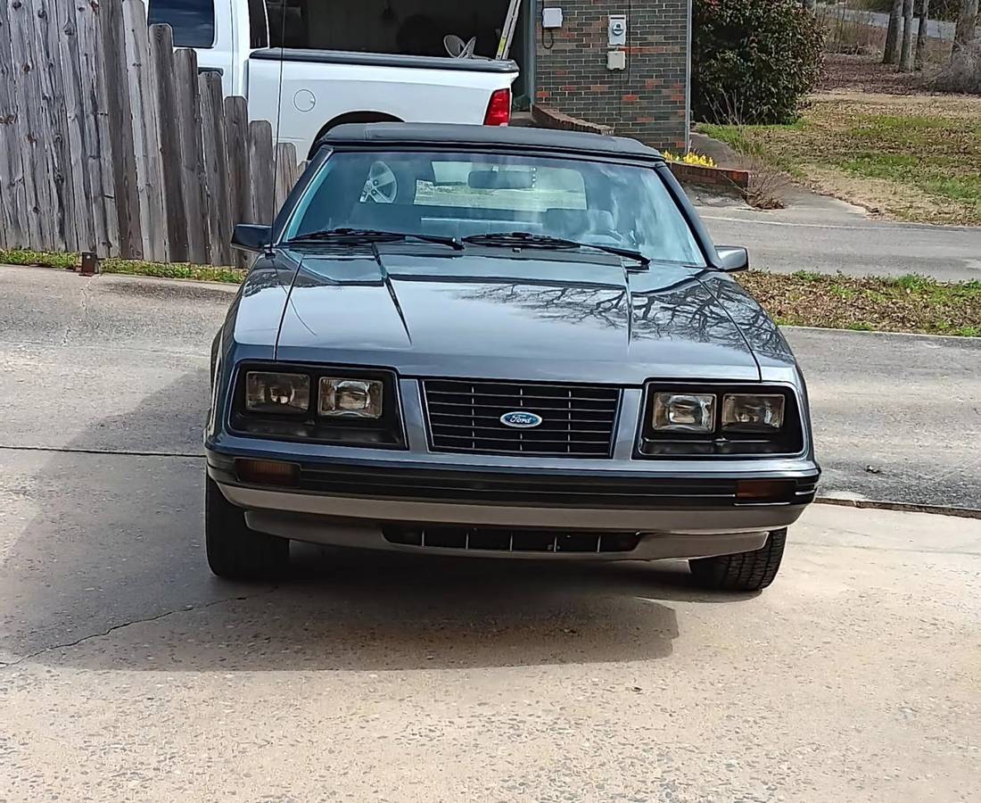 Ford-Mustang-convertible-1984-grey-8851-4