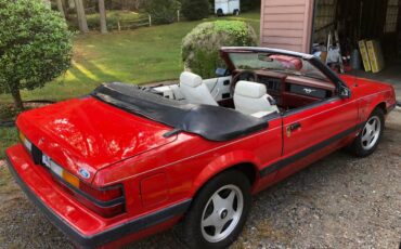 Ford-Mustang-convertible-1986-red-154201-10