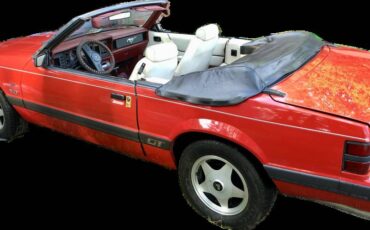 Ford-Mustang-convertible-1986-red-154201