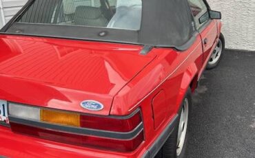 Ford-Mustang-convertible-1986-red-154201-4