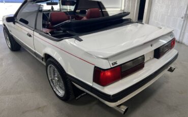 Ford-Mustang-convertible-1989-117482-3