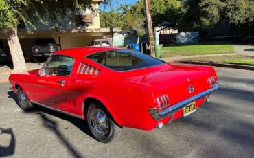 Ford-Mustang-fastback-1965-80467-4