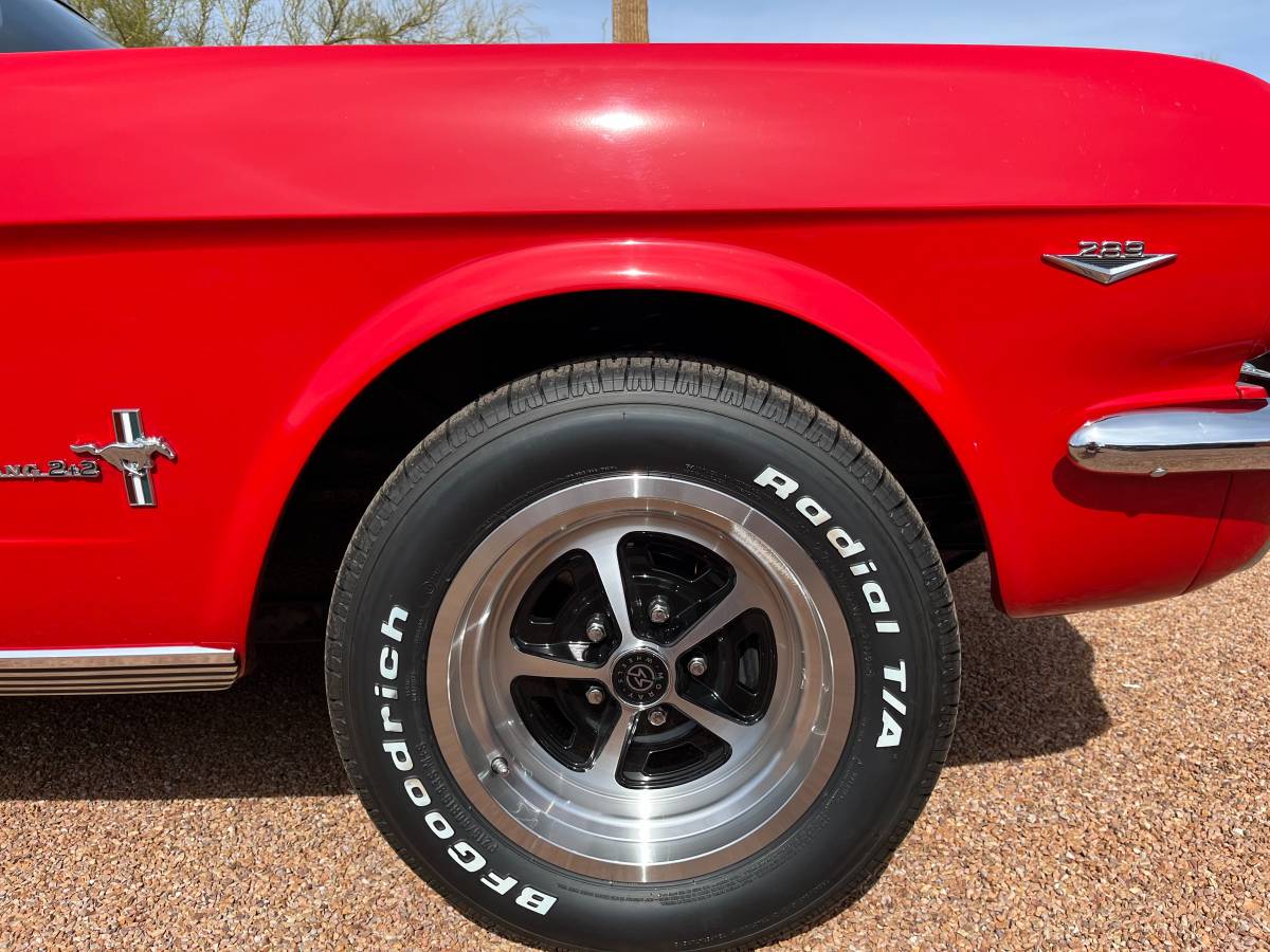 Ford-Mustang-fastback-1965-red-11668-16