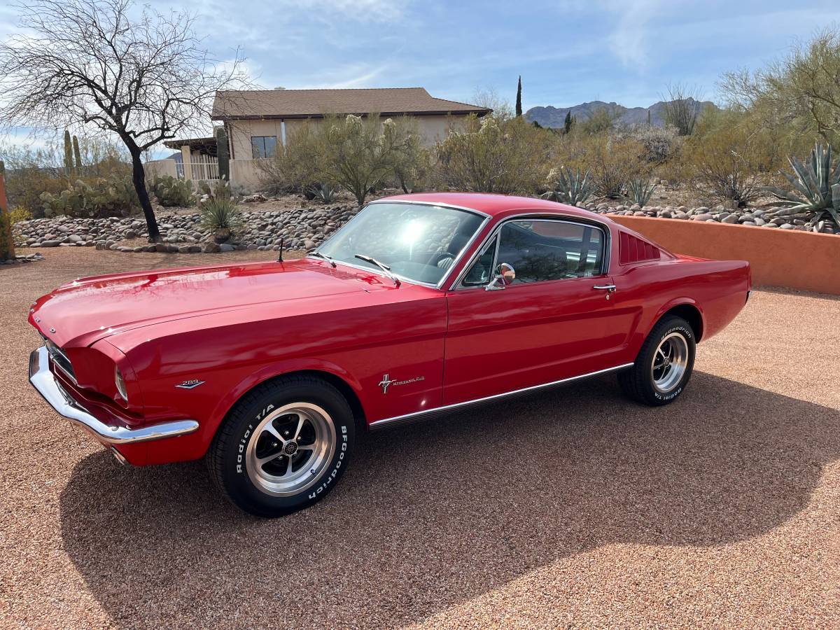 Ford-Mustang-fastback-1965-red-11668-2