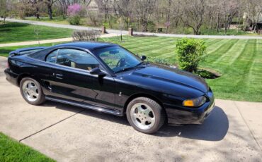 Ford-Mustang-svt-cobra-convertible-2d-1995-black-139980-1