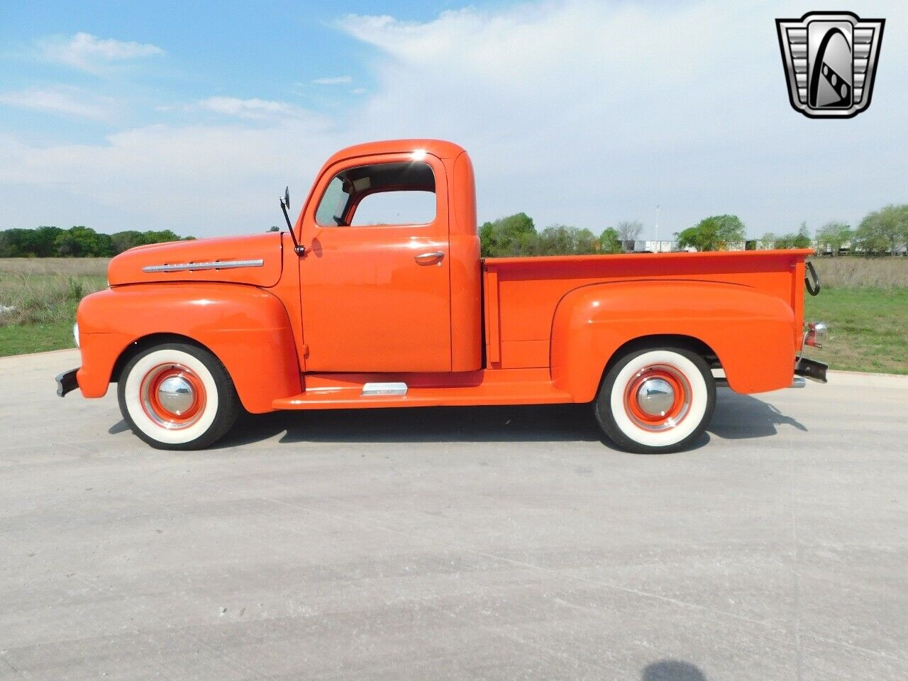 Ford-Other-Pickups-1951-Orange-Gray-3840-3