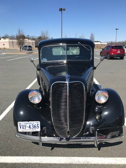 Ford-Pickup-1937-black-805-1