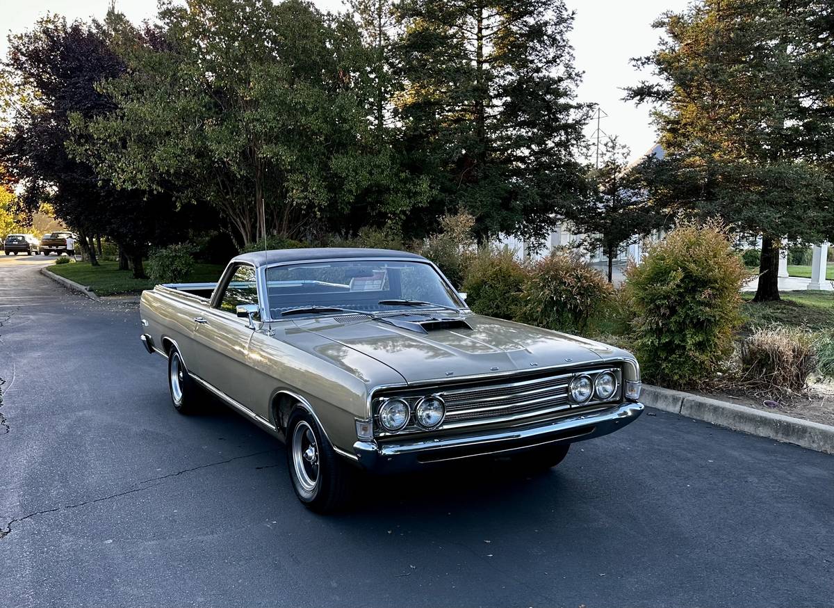 Ford-Ranchero-1969-custom-136794-2