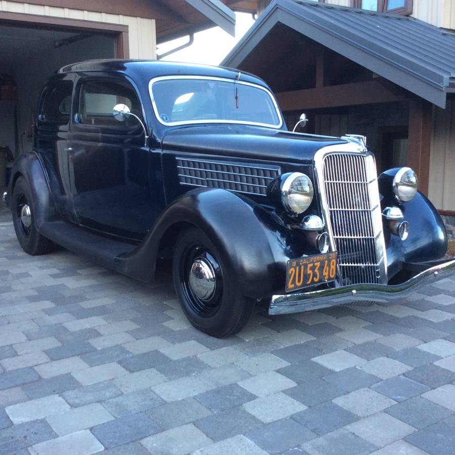 Ford-Sedan-1935-blue-80467-8