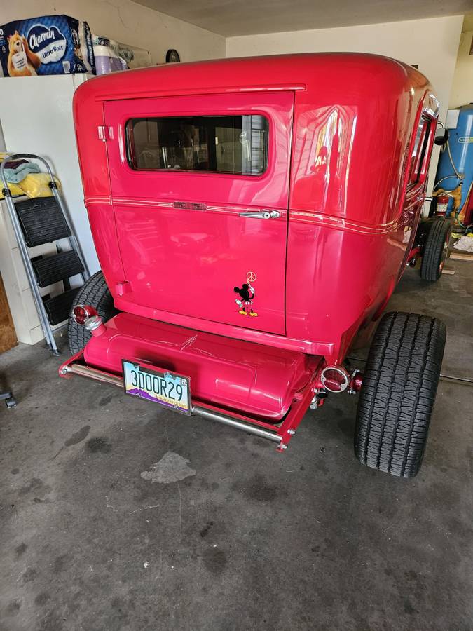 Ford-Sedan-delivery-1929-red-40288