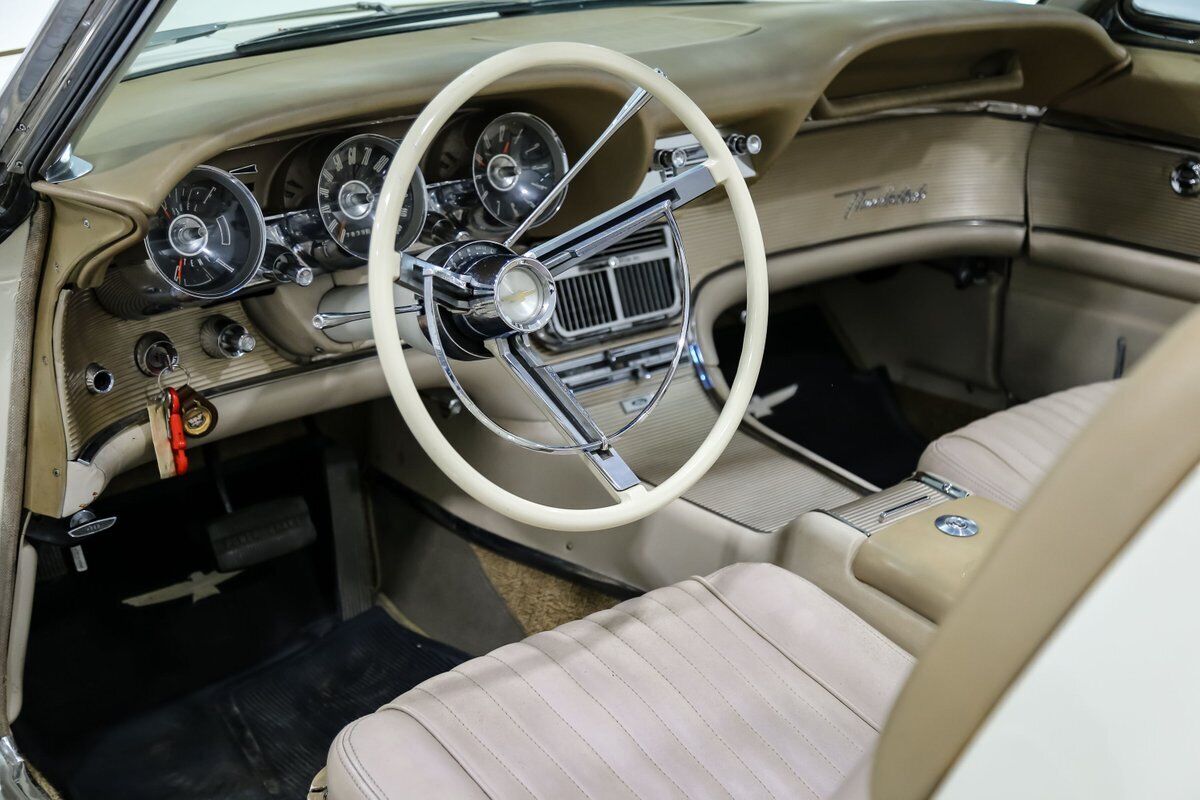 Ford-Thunderbird-Cabriolet-1962-White-Tan-76985-12