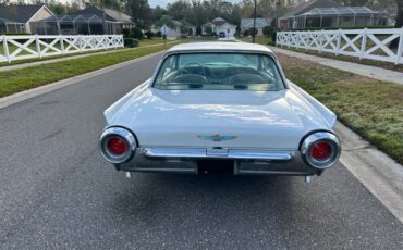 Ford-Thunderbird-Coupe-1961-White-off-white-125530-11