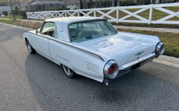 Ford-Thunderbird-Coupe-1961-White-off-white-125530-12