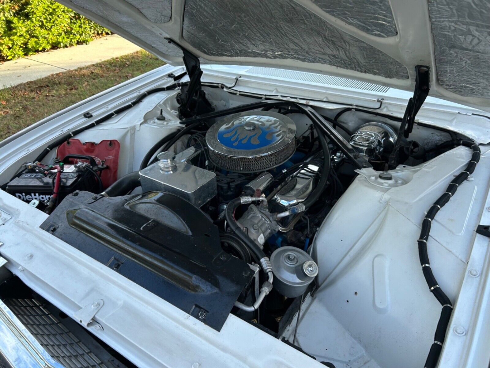 Ford-Thunderbird-Coupe-1961-White-off-white-125530-15