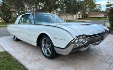 Ford-Thunderbird-Coupe-1961-White-off-white-125530-28