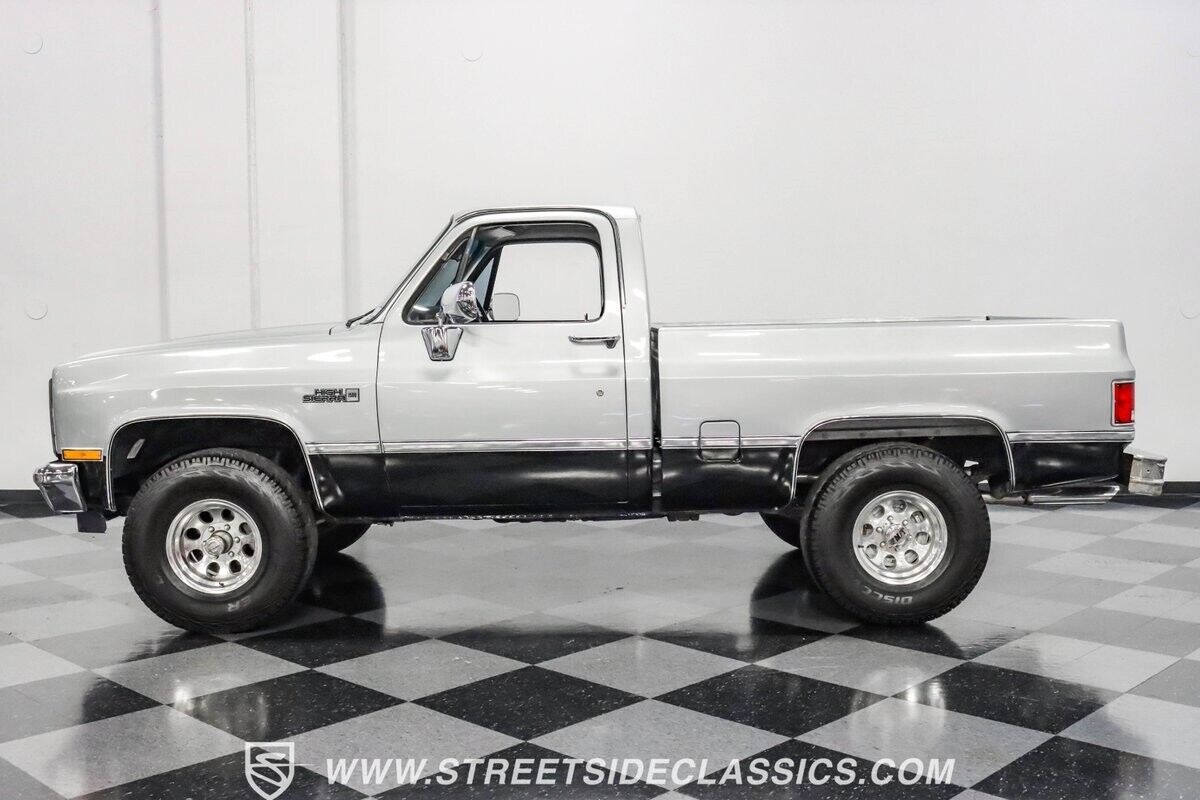 GMC-1500-Pickup-1987-Silver-Gray-59312-2